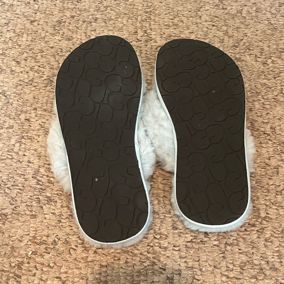 Ugg 5304 Light Blue Flip Flops (Size 7) - Picture 6 of 8